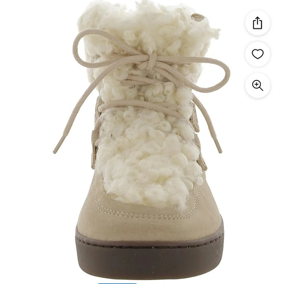 NIB Vionic Orthopedic Neutral Fuzzy Sherpa Boots - Picture 5 of 11